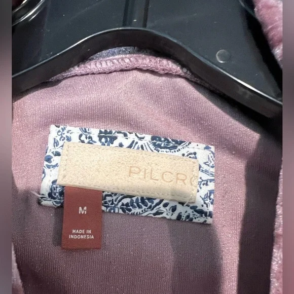 Anthropologie Pilcro Velveteen Mock Neck Pullover Top Size Medium - Picture 8 of 9